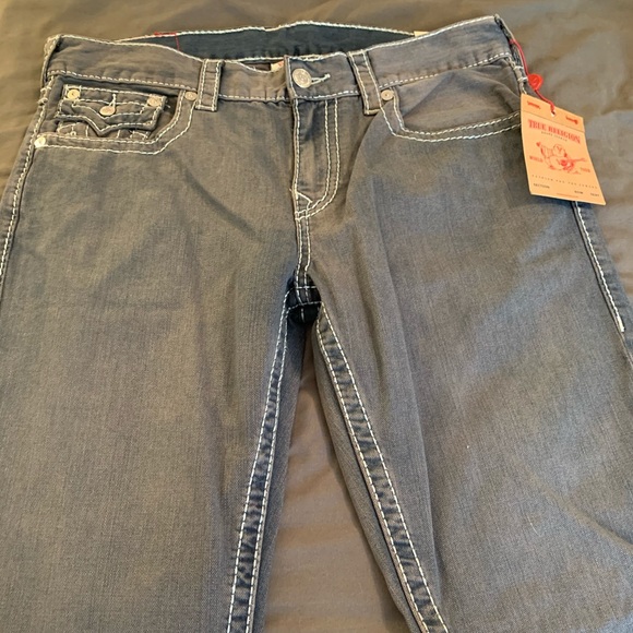 Never worn - Picture 2 of 3